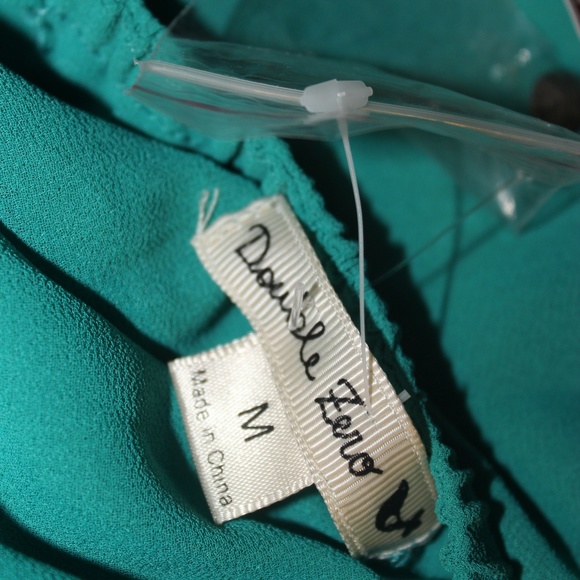 NWT Double Zero Button Down Top - Picture 5 of 5